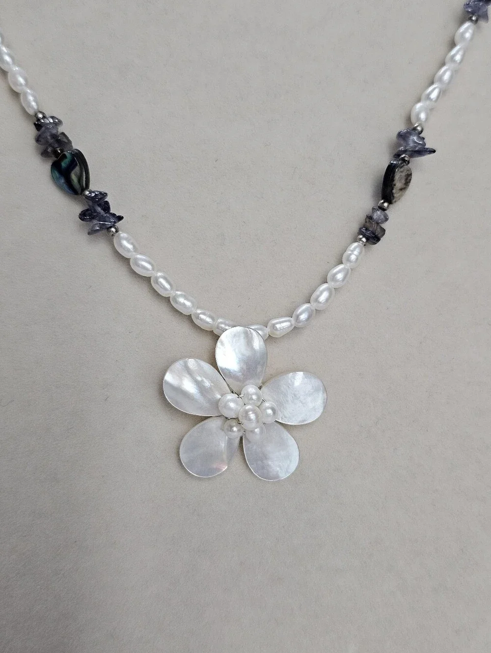 Artisan Pearl Necklace With Amethyst Accents & 925 Grey Pearl Earrings - Picture 11 of 15